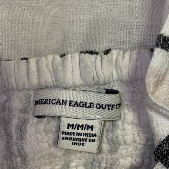 Super cute American eagle crop top - Picture 3 of 3